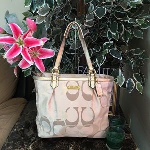 Gallery Optic Metallic Signature Tote